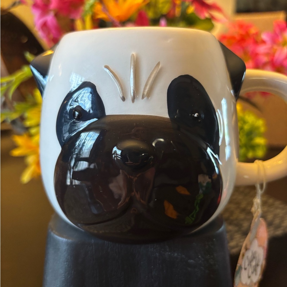 Home Essentials Pug Mug - Black and White